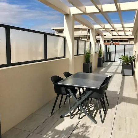 Superbe Penthouse Avec Jacuzzi A 5Min De La Croisette