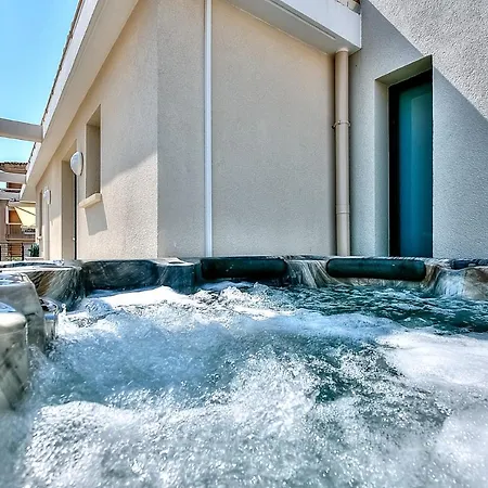 Apartament Superbe Penthouse Avec Jacuzzi A 5Min De La Croisette